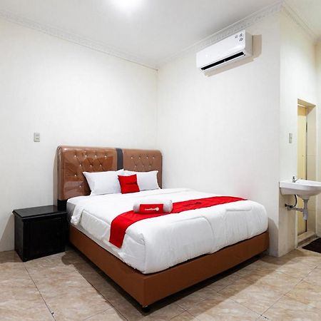 Reddoorz Near Yuki Simpang Raya Mall Medan 2 Zewnętrze zdjęcie